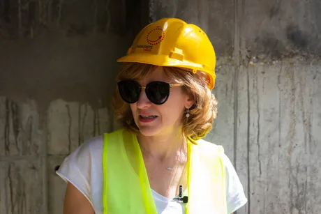 Oana Gheorghiu discută despre reformele necesare în serviciile secrete.