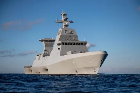 Nava militară israeliană în acțiune pe mare, pregătită pentru interceptări.