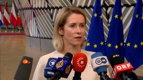 Kaja Kallas discutând despre sancțiunile UE împotriva Iranului.