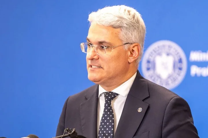 Dragoș Pîslaru discută despre creșterile salariale pentru bugetari.