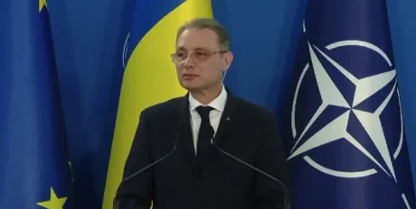 Luca Niculescu discutând despre PNRR cu miniștrii săi.