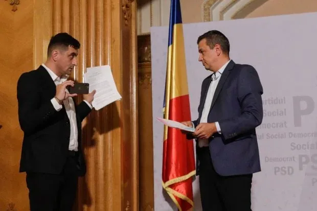 Sorin Grindeanu discutând despre negocierile guvernamentale.