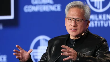 Jensen Huang discută despre impactul AI asupra locurilor de muncă și productivitate.