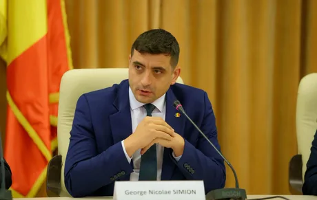 George Simion discutând despre alegeri anticipate în Parlamentul României.