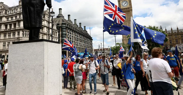 Protest împotriva Brexitului în fața clădirii Parlamentului britanic.
