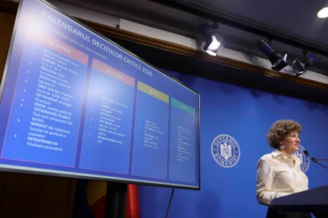 Vicepremierul discută despre falimentul Petrotrans și costurile pentru stat.