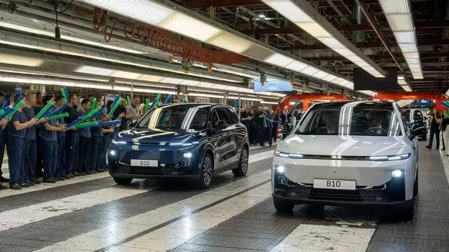Producție de mașini electrice în Europa, cu accent pe baterii locale.