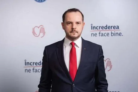 Alexandru Rogobete, politician, discutând despre deficitul de personal medical.