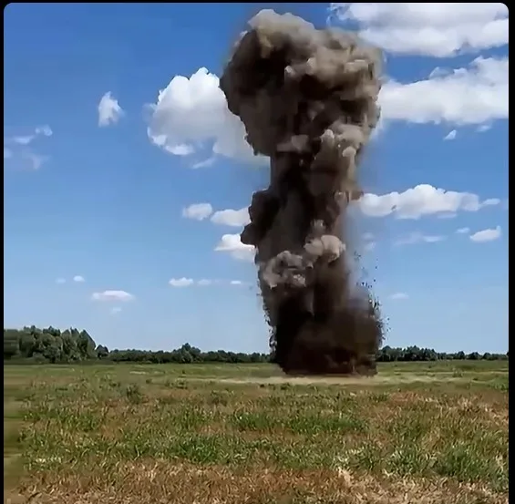 Detonare controlată a unei drone în zona Plauru, județul Tulcea.