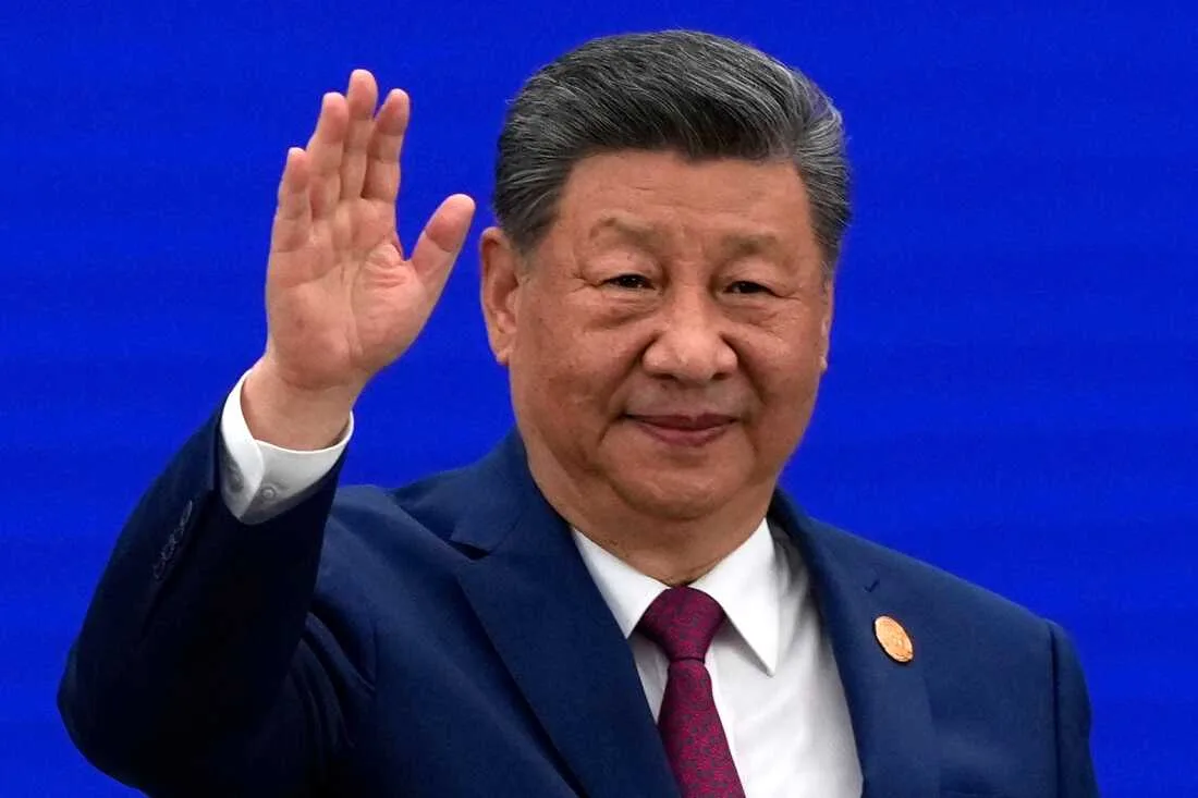 Xi Jinping salută participanții la conferința despre inteligența artificială.