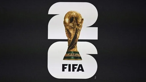 Trofeul Cupei Mondiale FIFA 2026 pe un fundal elegant.