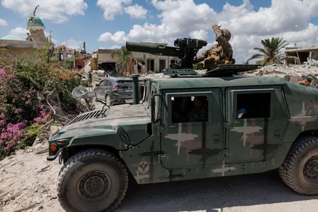 Vehicul militar în sudul Libanului, în contextul tensiunilor regionale.