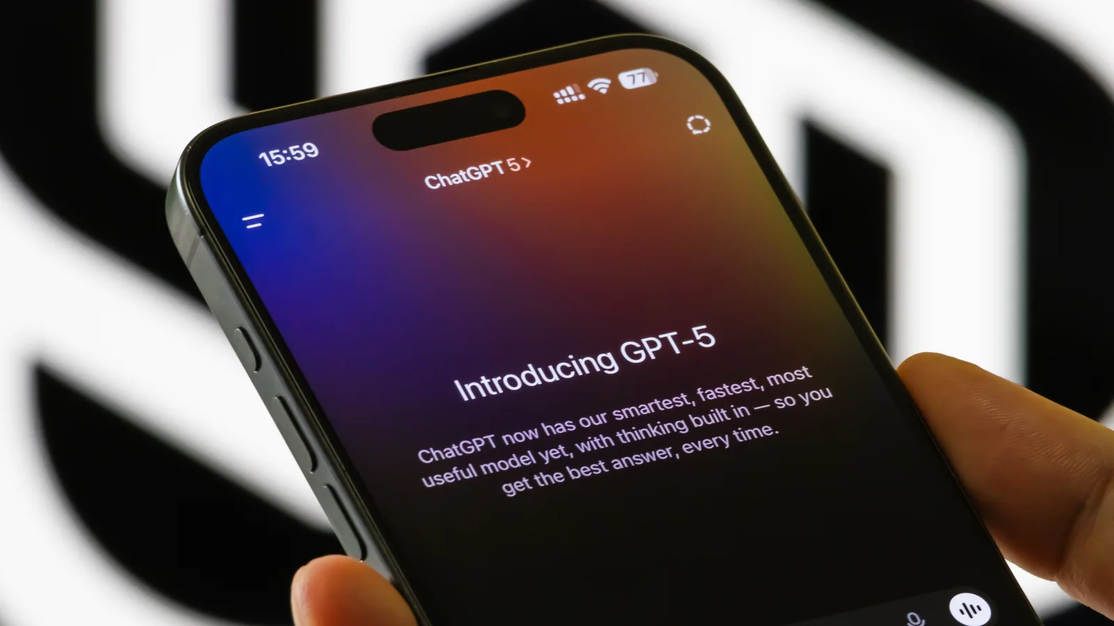 Lansarea globală a ChatGPT Go la un preț accesibil pentru utilizatori.