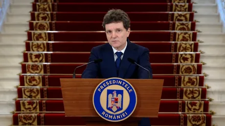 Nicușor Dan discută despre nominalizarea noului premier în contextul politic actual.