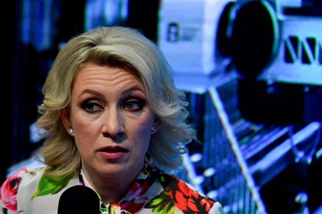 Maria Zaharova discutând despre guvernul Ungariei și relațiile cu Rusia.