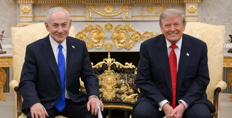 Donald Trump și Benjamin Netanyahu la Casa Albă, discutând despre situația din Iran.
