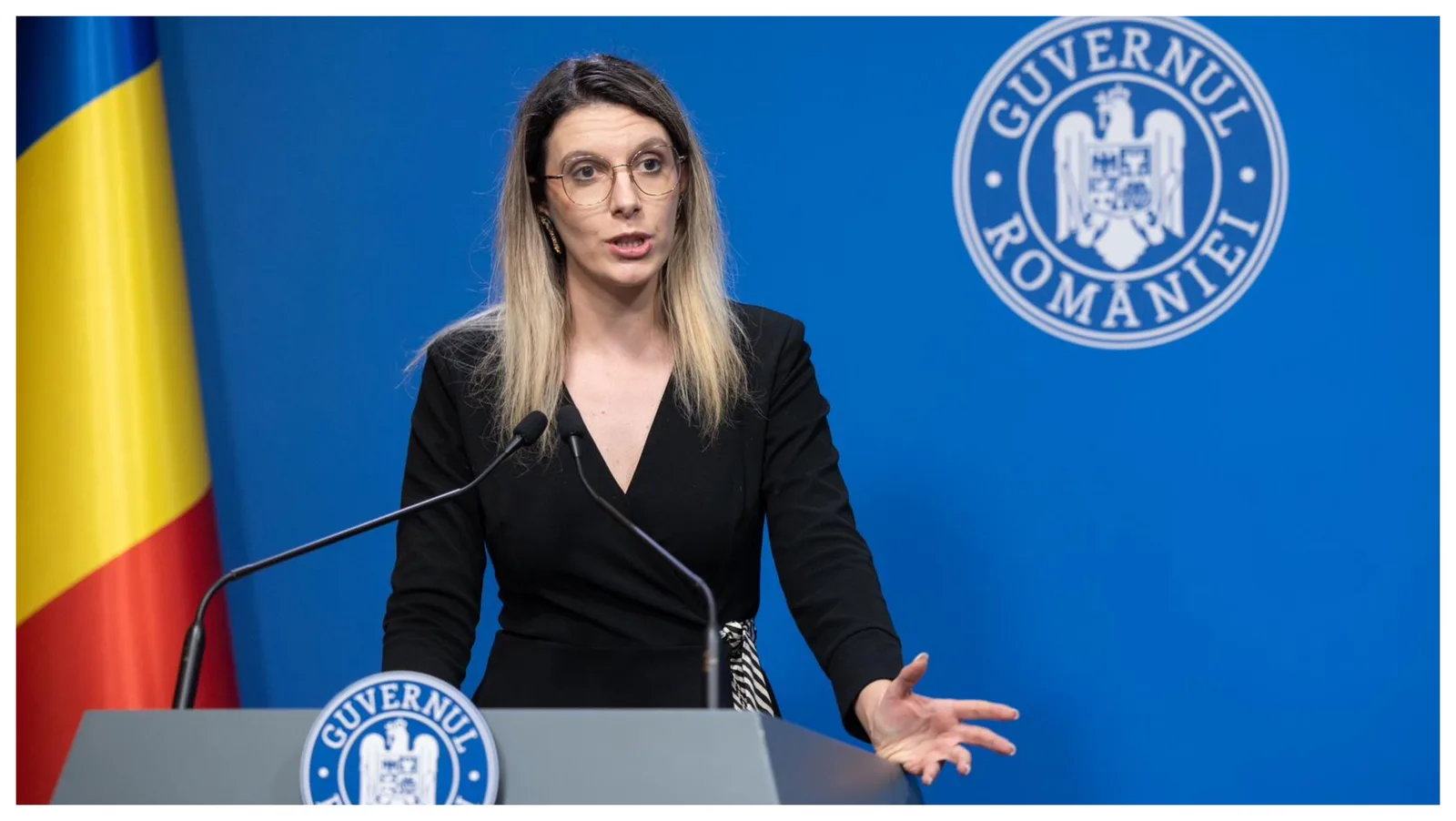 Diana Buzoianu discută despre negocieri politice și sprijinul AUR pentru Guvernul Veștea.