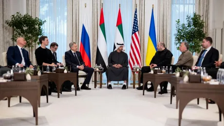 Reuniune diplomatică cu reprezentanți din Rusia, Ucraina și SUA.