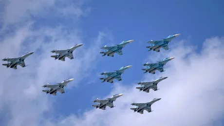Avioane Su-34 în zbor, simbol al capacității militare ruse.