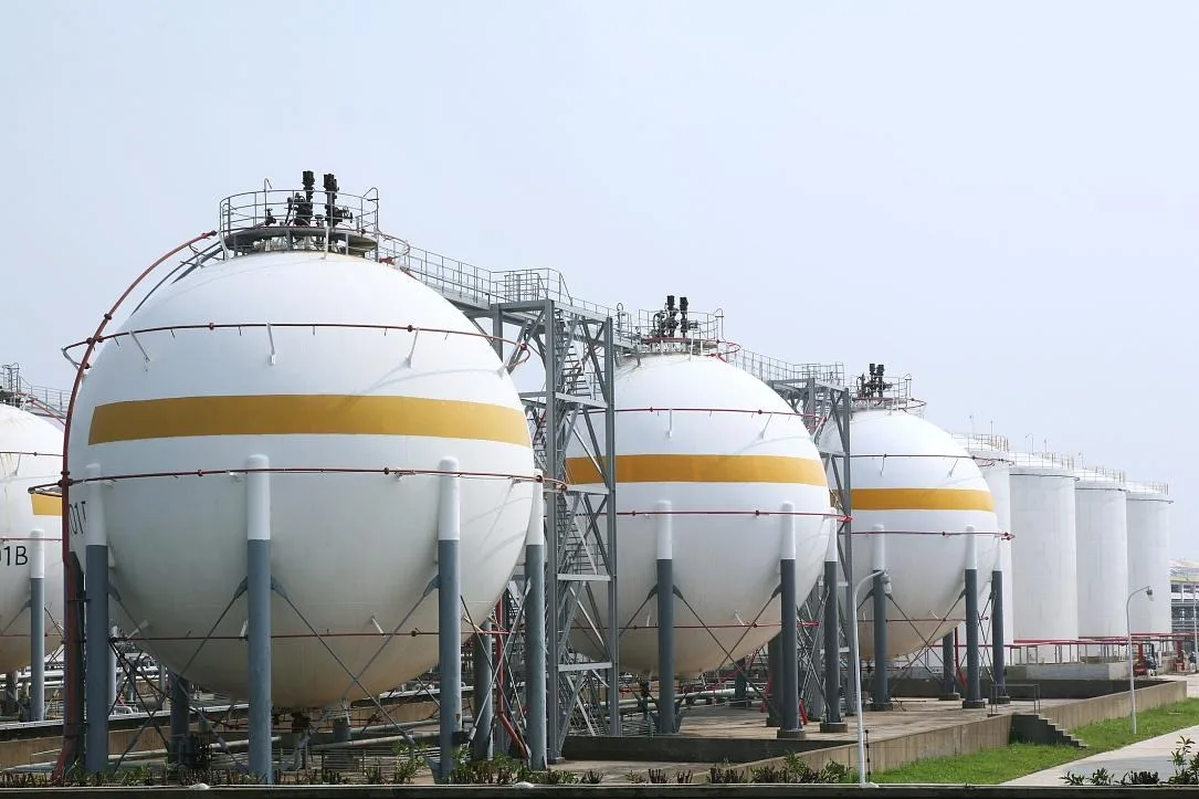 Rezervoare de gaz natural lichefiat în contextul crizei energetice europene.
