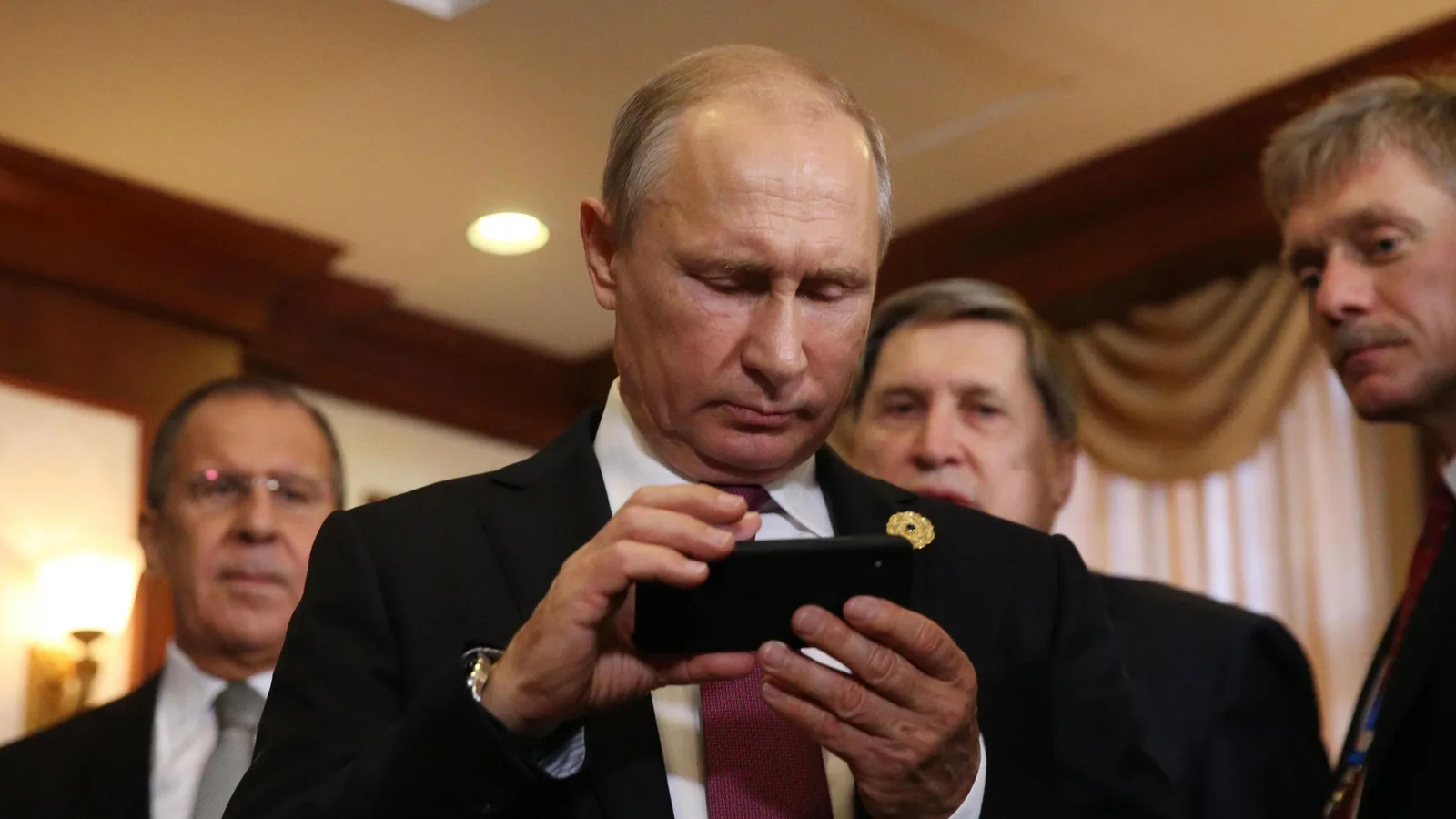 Rusia impune restricții severe asupra aplicațiilor de mesagerie străine.