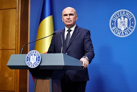 Premierul discutând despre absorbția fondurilor europene în România.