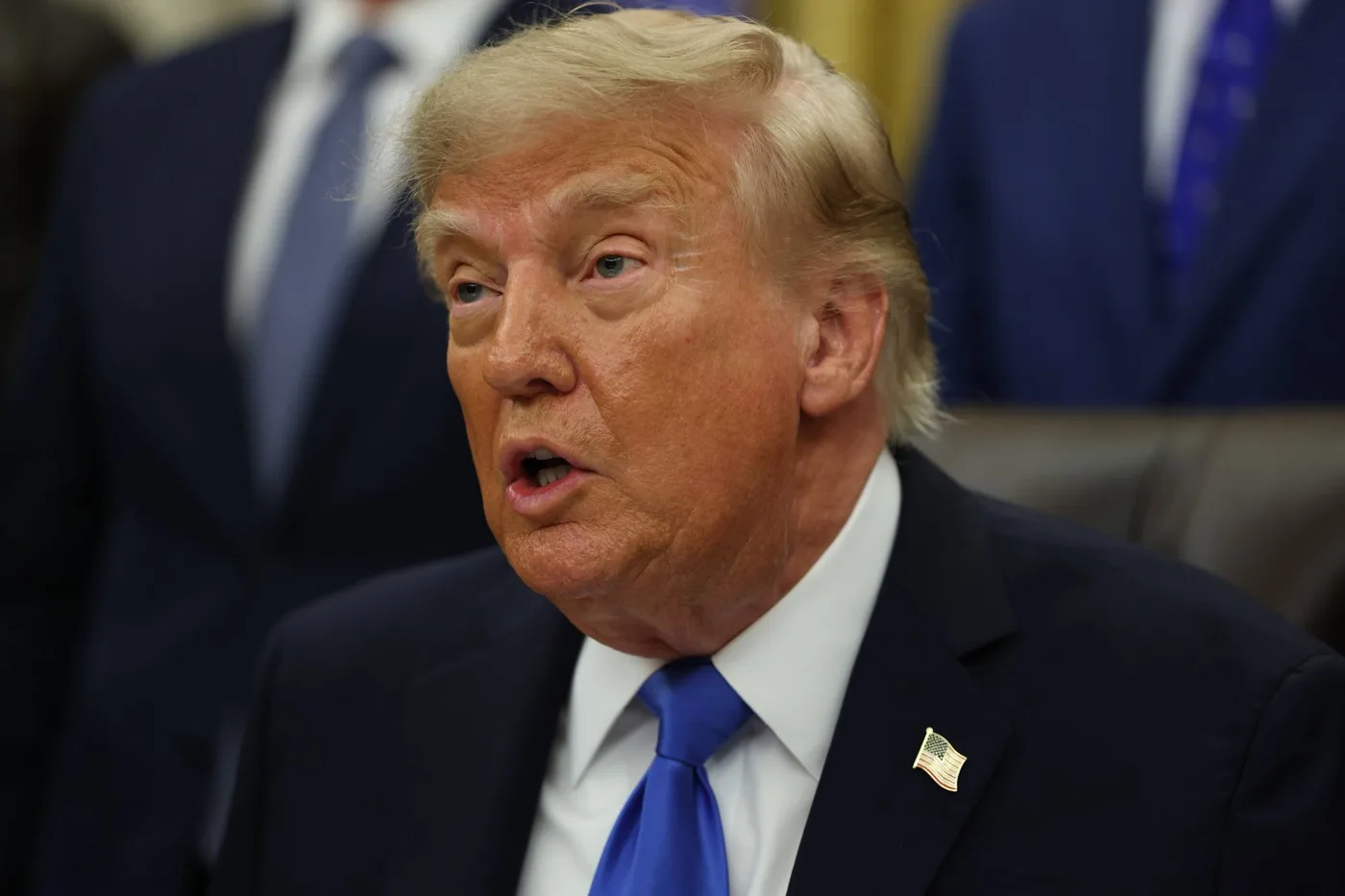 Donald Trump discutând despre Crimeea și statutul său geografic.