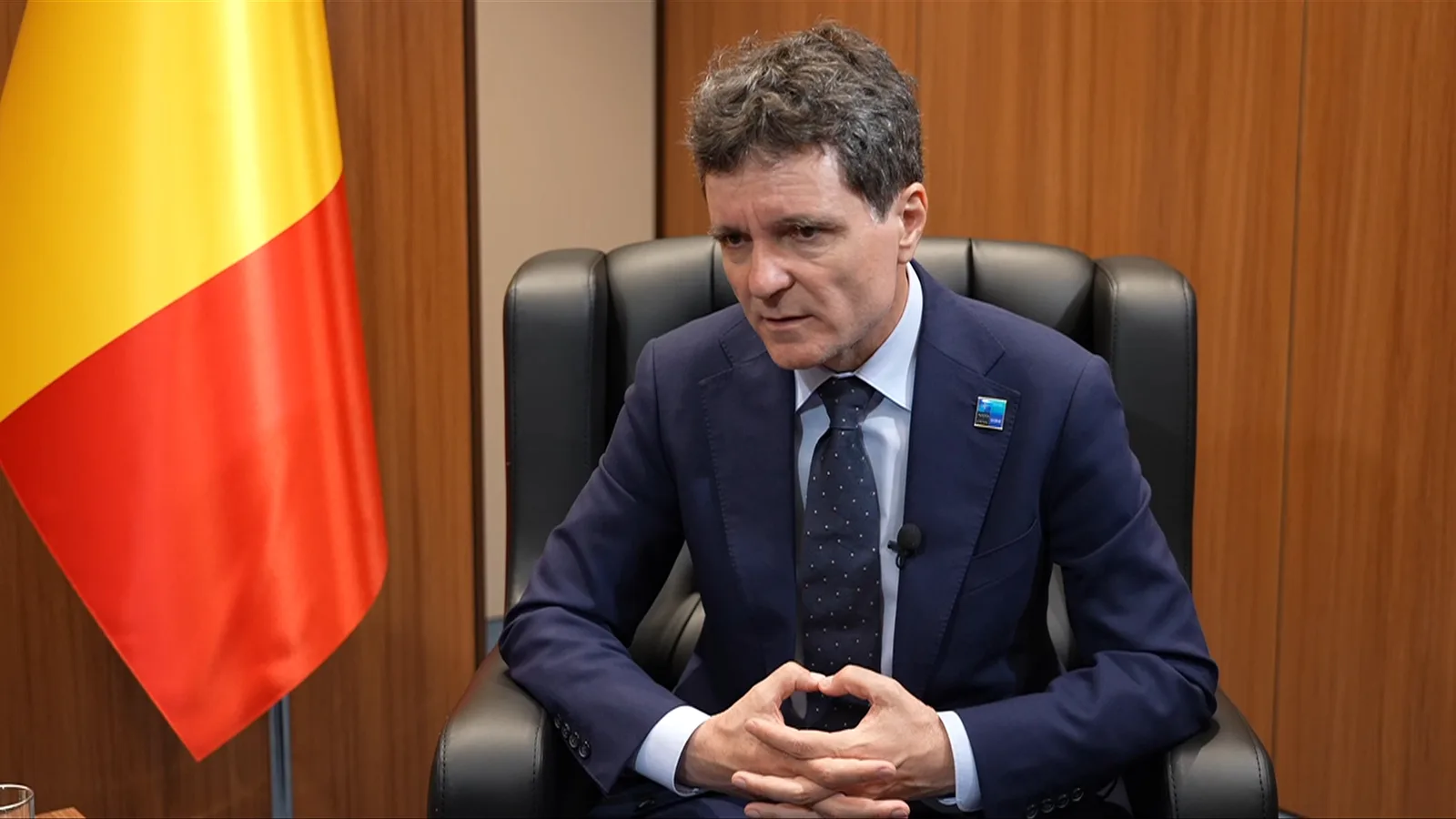 Președintele discută despre anularea obligațiilor fiscale pentru firme.