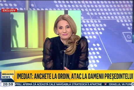 Prezentatoare discutând despre suspendarea emisiei Realitatea Plus la o emisiune de știri.