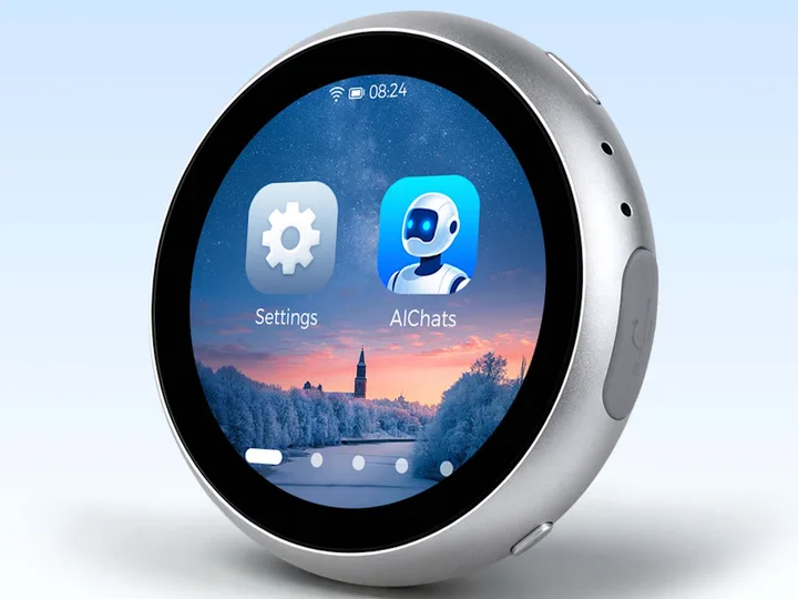 Dispozitiv compact cu ecran AMOLED pentru proiecte IoT și case inteligente.