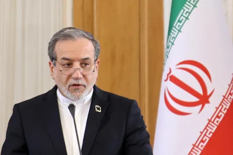 Ministrul iranian de Externe discutând despre atacurile recente.