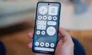 Un telefon modern cu un design minimalist și interfață intuitivă.