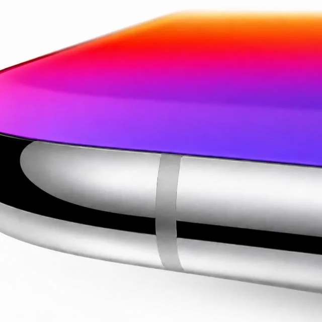 Detaliu al marginii unui smartphone cu un ecran vibrant și culori gradient.