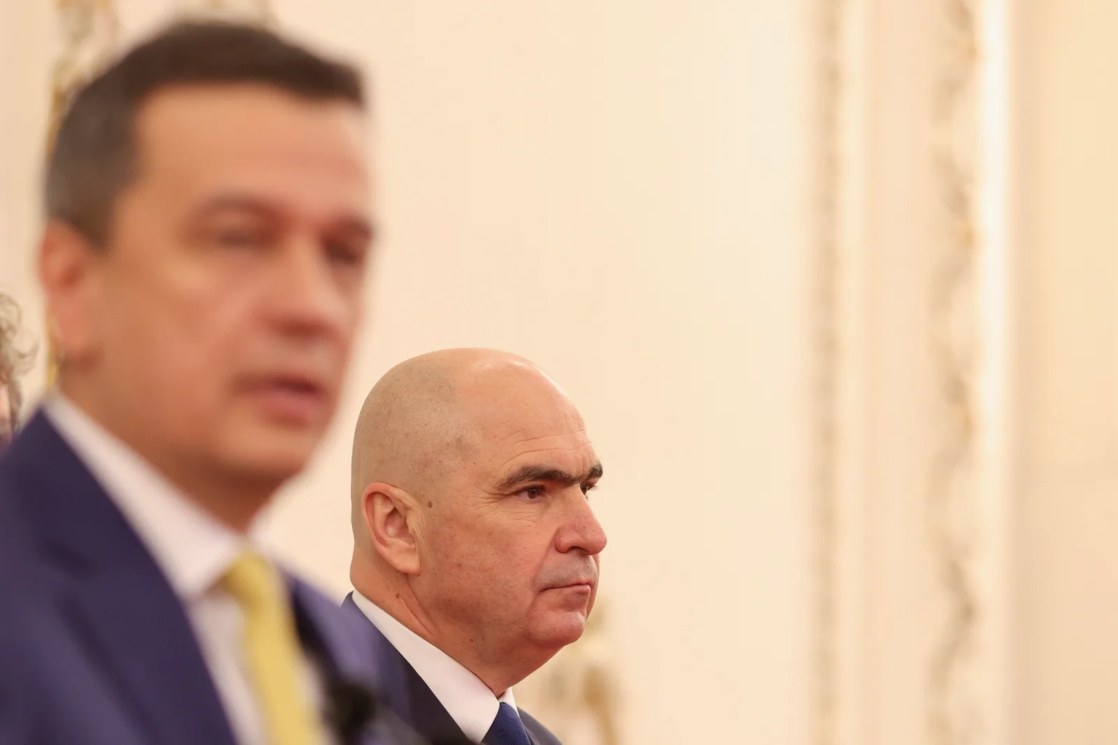 Ilie Bolojan discută despre viitorul politic al PNL și guvernarea cu PSD.