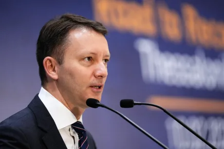 Siegfried Mureșan discută despre sondajele politice recente.