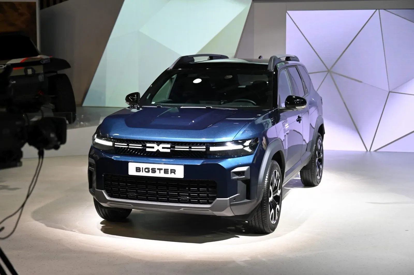 Dacia Bigster, un hibrid de familie eficient, cu autonomie de 800 km.