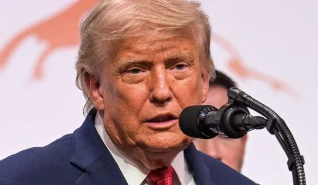 Donald Trump discută despre tensiunile din Strâmtoarea Hormuz și reacțiile Iranului.