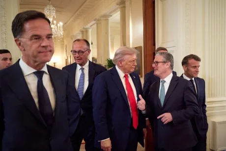 Scăderea încrederii americanilor în NATO înainte de summitul de la Ankara.