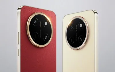 Smartphone-ul Honor X80 Pro Max în două culori, cu un design modern și camere distincte.