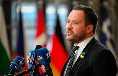 Ministrul de Externe al Estoniei discutând despre interzicerea tranzitului cerealelor.