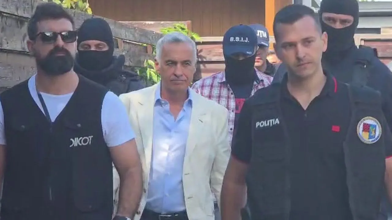 Percheziții DIICOT la locuința lui Călin Georgescu pentru o anchetă de înșelăciune.