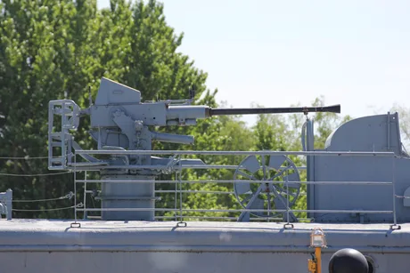 Tun antiaerian Bofors L70 utilizat de Ucraina pentru interceptarea rachetelor rusești.