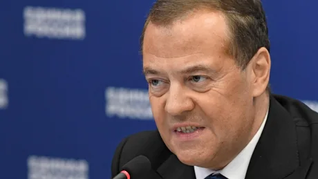 Dmitri Medvedev discutând despre libertatea presei și riscurile pentru jurnaliști.
