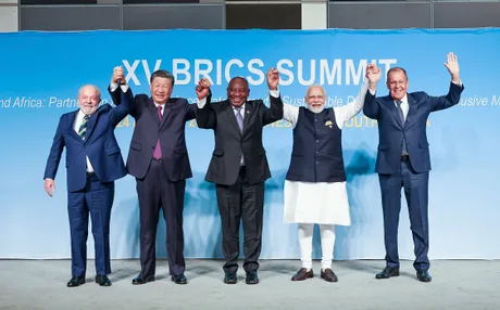 Liderii BRICS anunță un sistem inovator de plăți internaționale bazat pe tehnologia Pix.