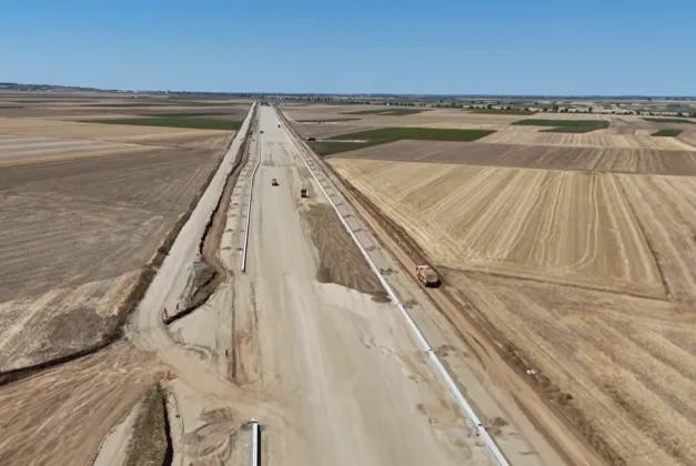 Lucrări de amenajare pe Autostrada A3 pentru aterizări de urgență.