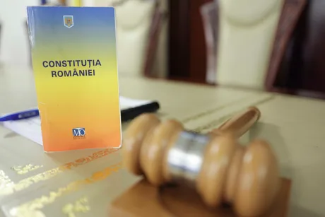 Decizia CCR privind obligațiile de integritate pentru parteneri neoficiali.
