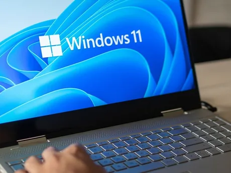 Windows 11 promite o experiență mai simplă și mai puțin agasantă pentru utilizatori.