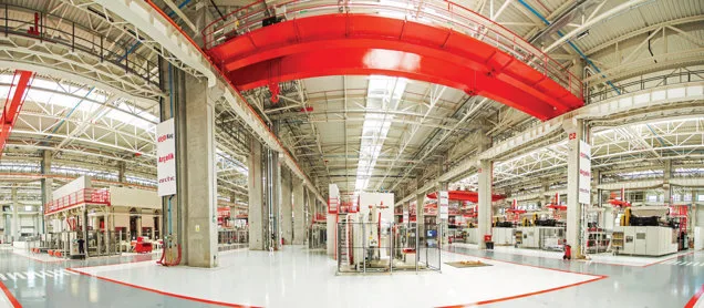 Spațiu industrial modern, pregătit pentru investiții și producție eficientă.