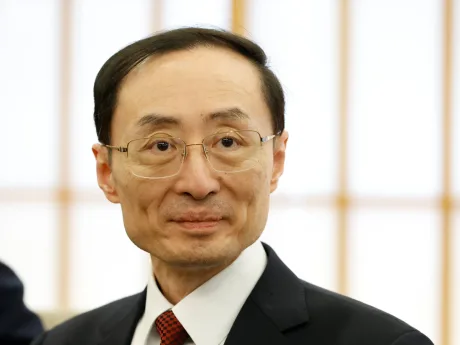 Vice-ministrul chinez de Externe, Sun Weidong, demis în urma unei anchete.
