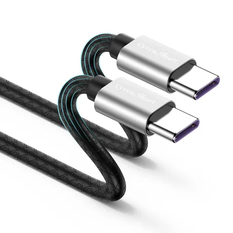 Cabluri USB-C care oferă compatibilitate variată pentru încărcare rapidă.